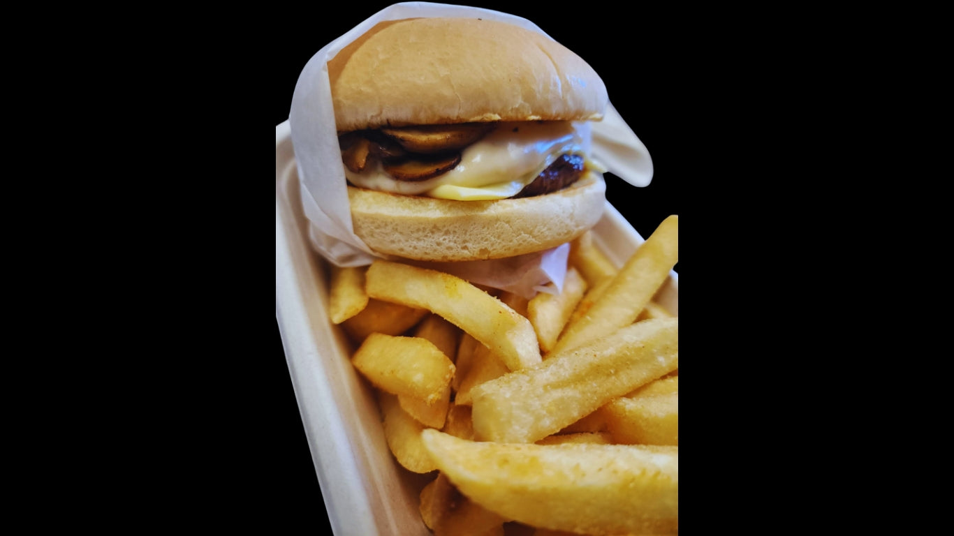 CREAMY MUSHROOM BURGER & CHIPS