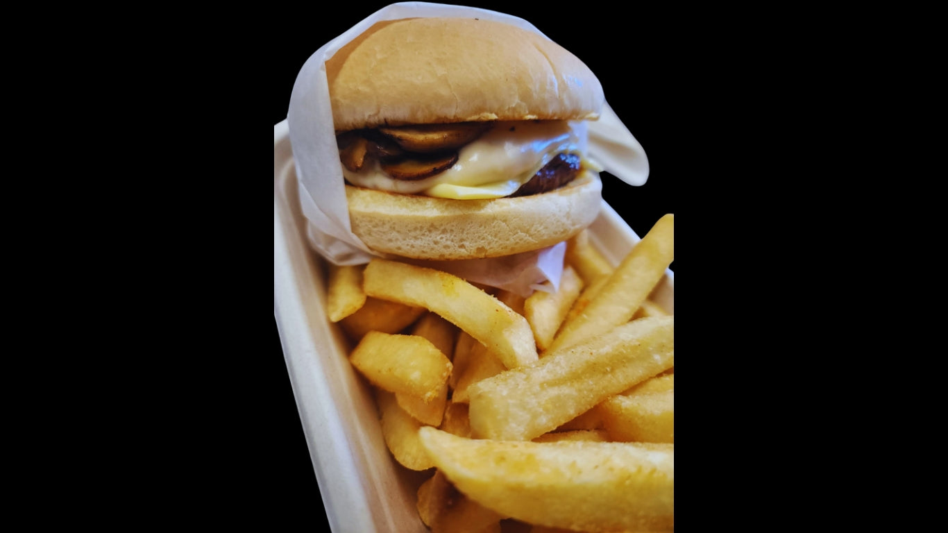 CREAMY MUSHROOM  BURGER & CHIPS