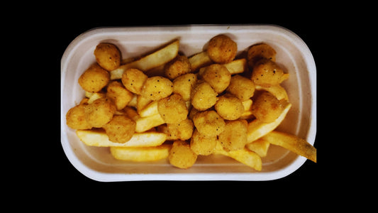 KIDS POPCORN CHICKEN & CHIPS