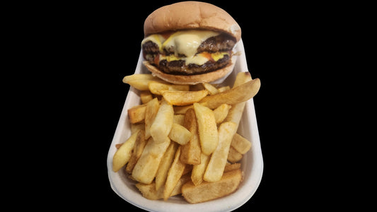 CHEESE BURGER & CHIPS